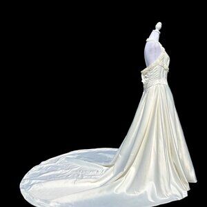 Size 8 My Fair Bride Ivory Wedding Dress